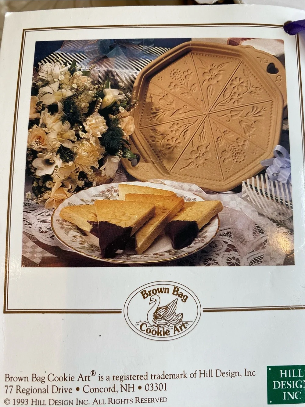 Vintage Brown Bag Cookie Art ceramic shortbread pan ...Hearts and Flowers NEW